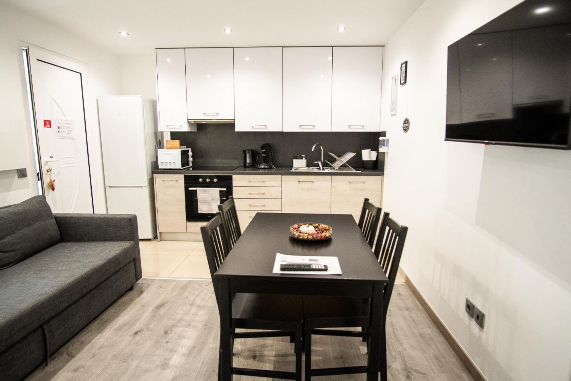 Appartement 1-4 Pers - Proche Paris, Cdg, Grand Paris Arena - A L'Ombre Du Pin "5" Le Pin  Exterior photo
